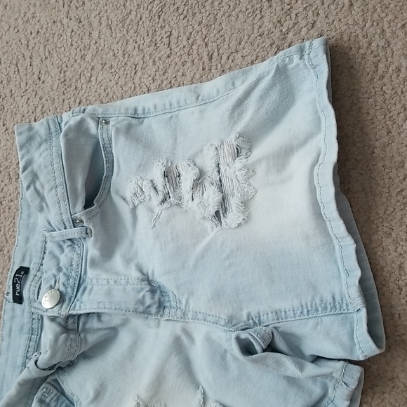 Rue 21 Distressed Denim Shorts - Picture 4 of 13
